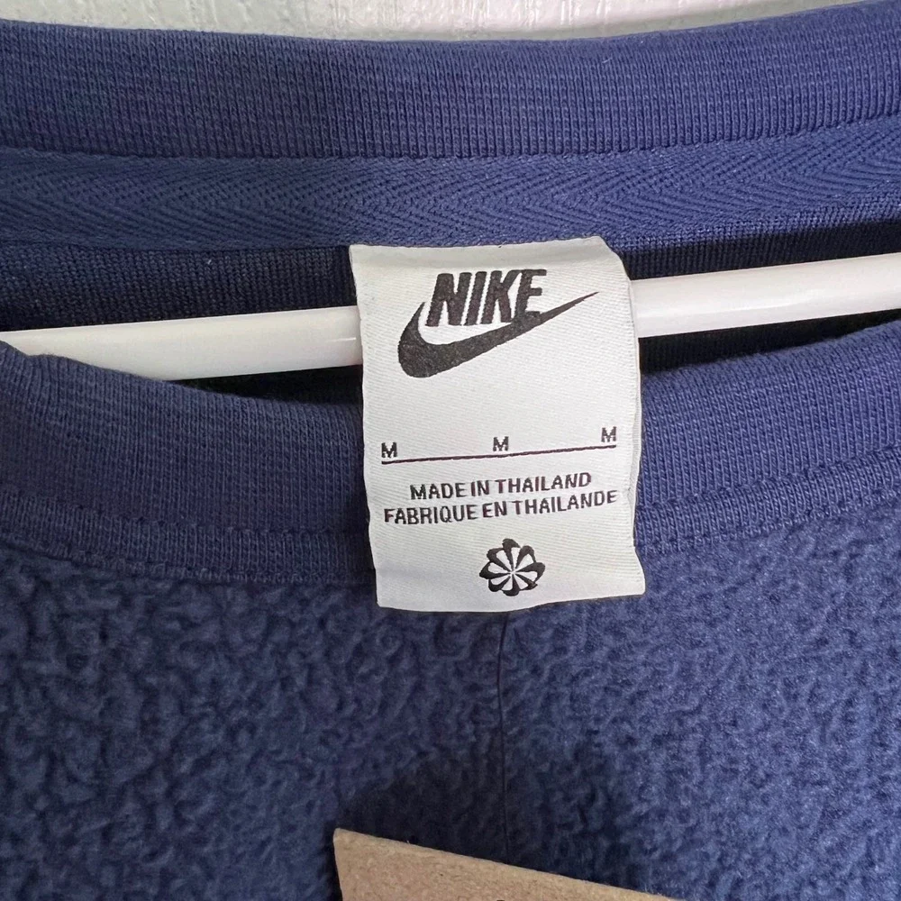 Nike sportswear therma